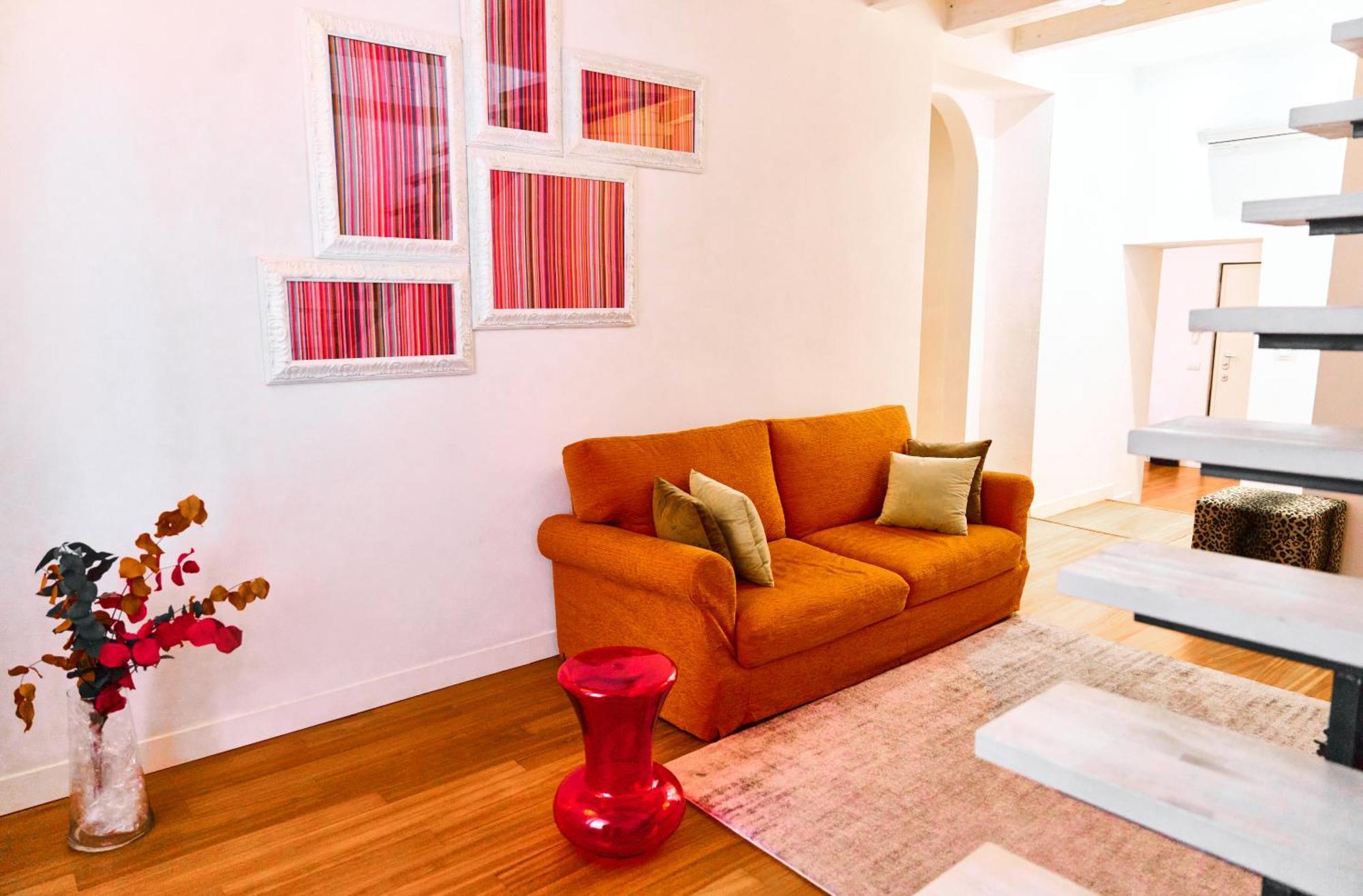 Riverside Loft Navigli - Spacious Two-bedroom Appartamento Milano