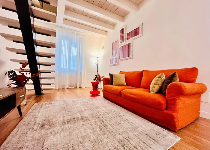 Riverside Loft Navigli - Spacious Two-Bedroom Apartment